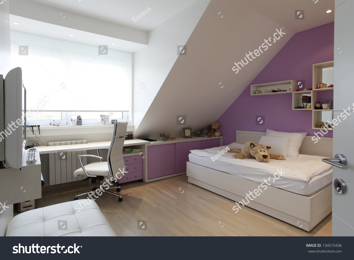 Attic bedroom ideas for girls