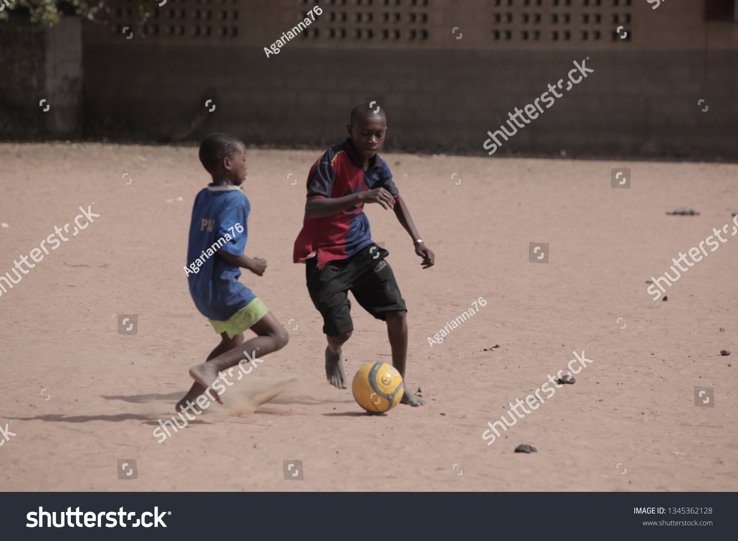 Jali Gambia Africa May 18 2018 Stock Photo 1345362128 | Shutterstock