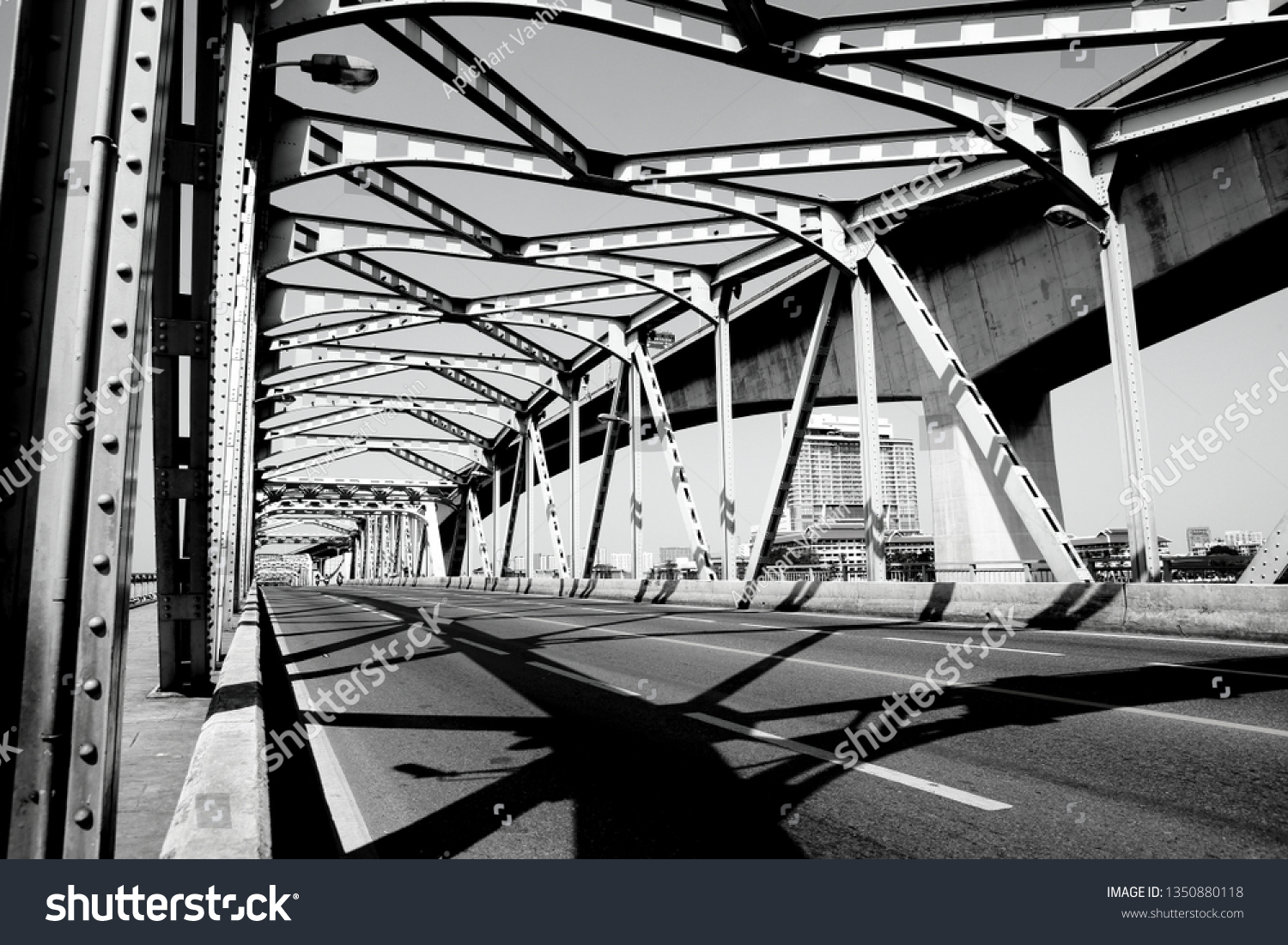 Structural Steel Bridge Stock Photo 1350880118 | Shutterstock