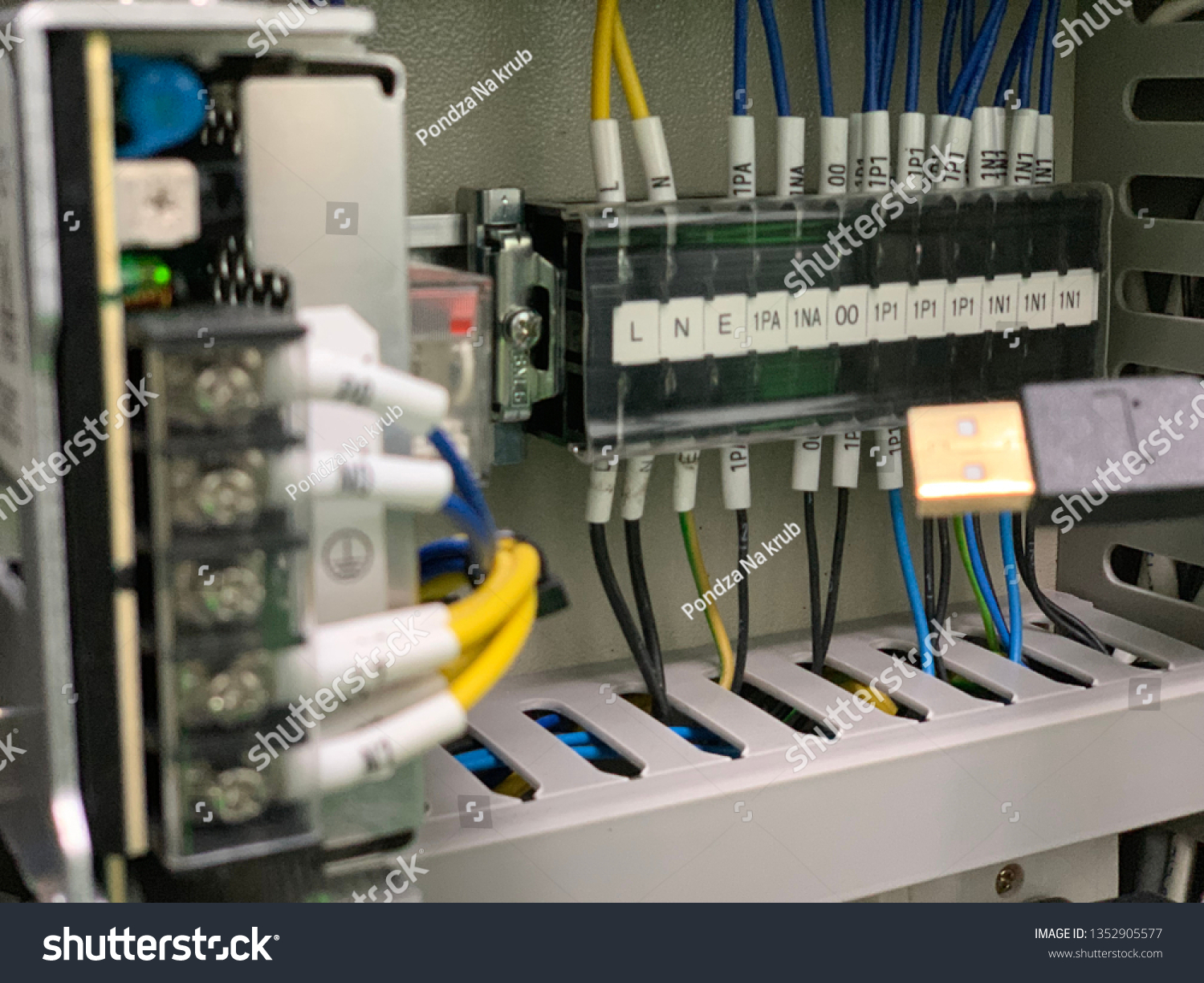 Wiring System Power Control Box Operate Stock Photo 1352905577 ...