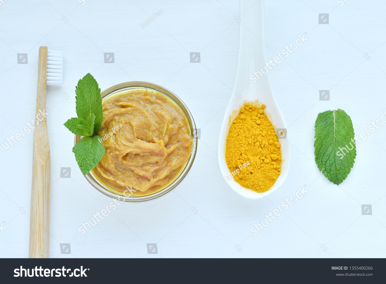 toothpaste and turmeric