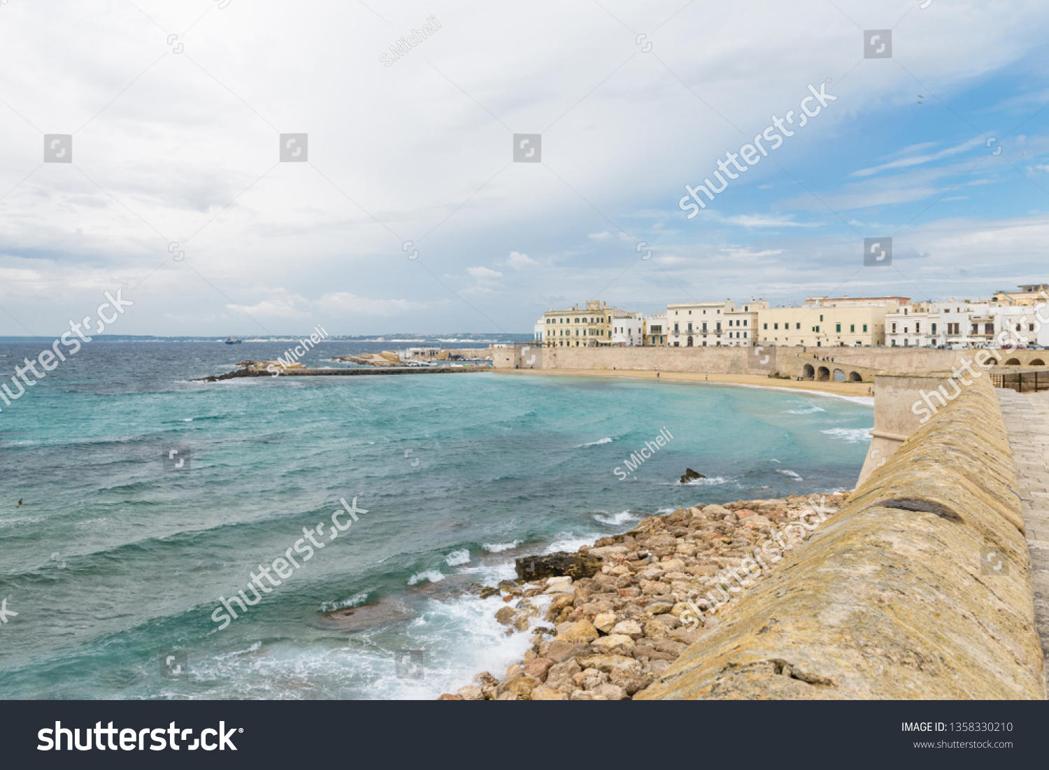 1 Salento spiagge Images, Stock Photos & Vectors | Shutterstock