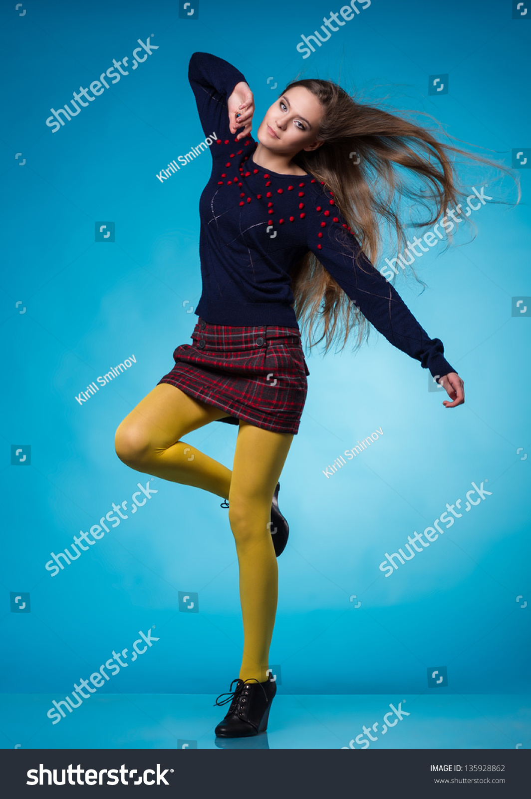 Beautiful Teen Girl Long Straight Hair Stock Photo 135928862 | Shutterstock