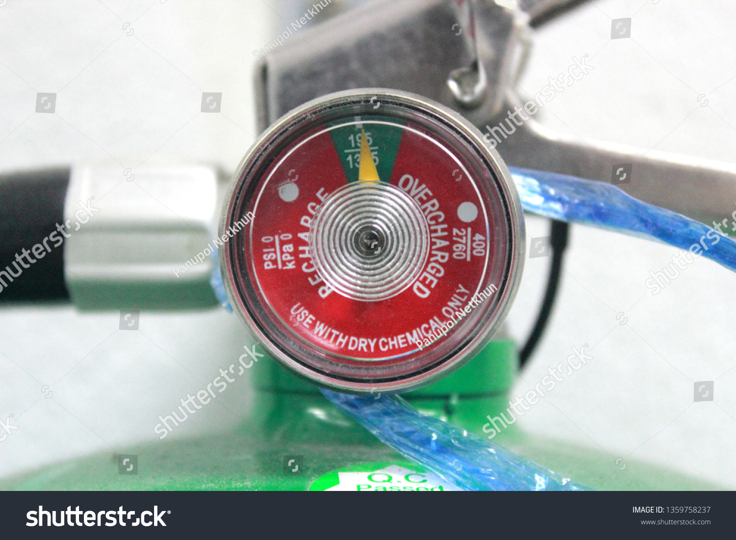 Pressure Gauge Fire Extinguisher Stock Photo 1359758237 | Shutterstock