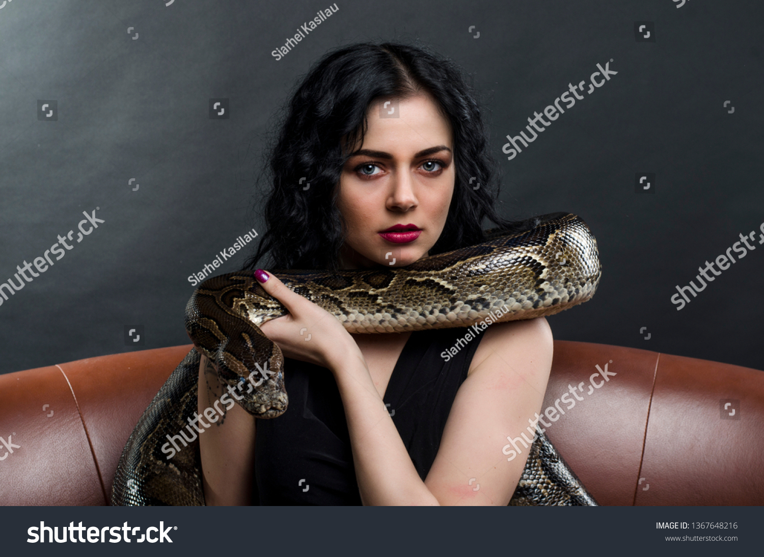 Sensual Sexy Woman Python Stock Photo 1367648216 | Shutterstock