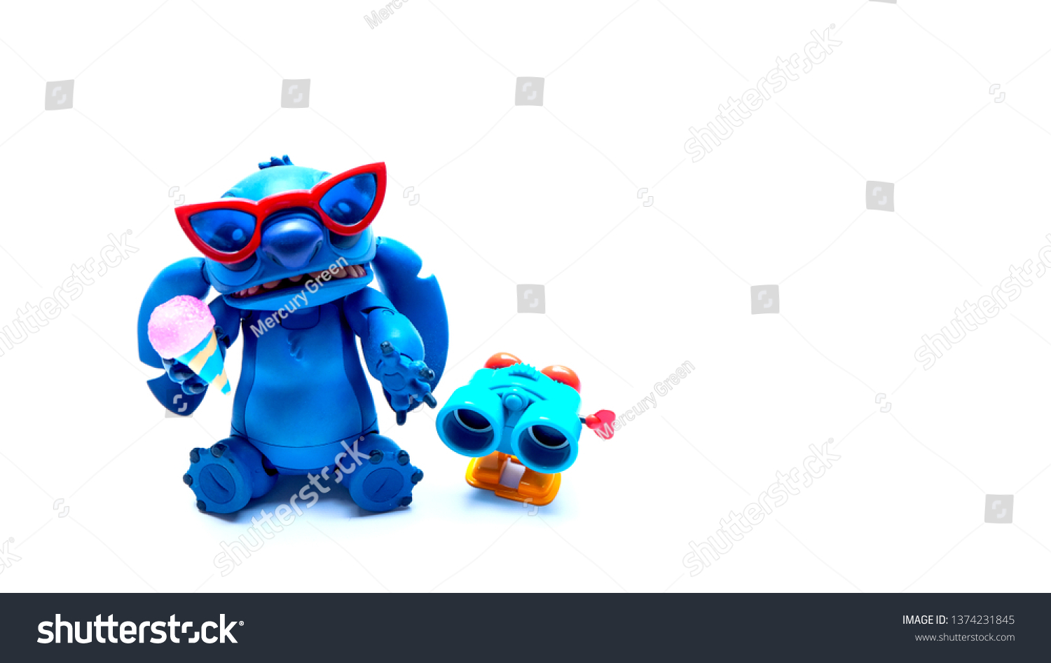 26-im-genes-de-stitch-disney-im-genes-fotos-y-vectores-de-stock