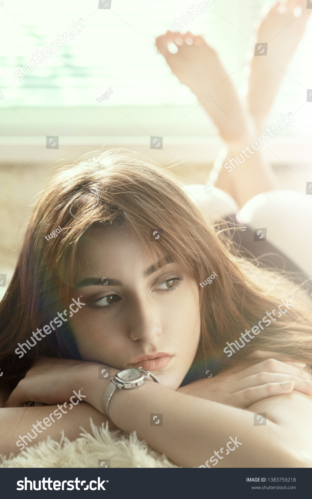 Sensual Bare Topless Girl Lying On库存照片1383759218 Shutterstock 2313