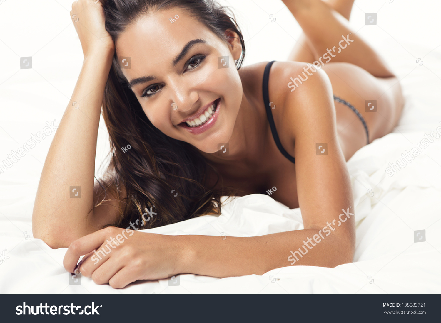 Beautiful Sexy Woman Lying On Bed Foto Stock Shutterstock