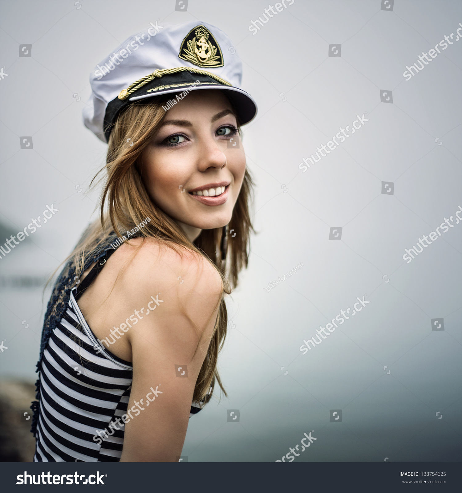 female captain hat