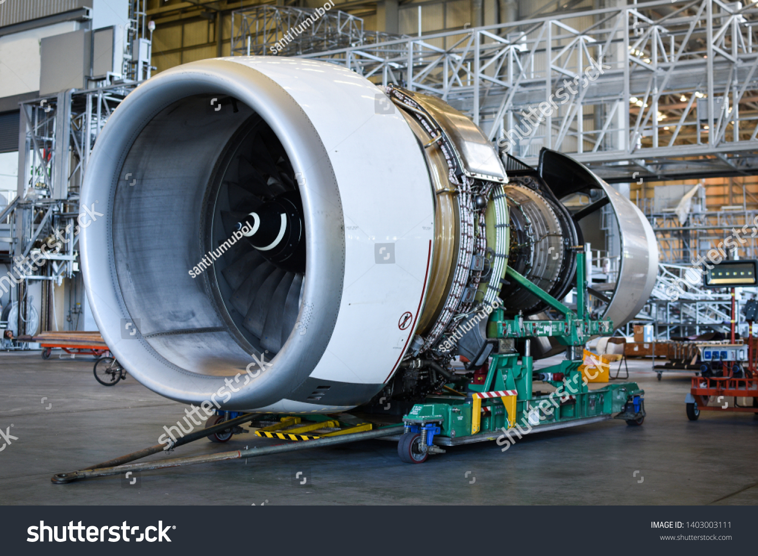 Jet Engine Remove Aircraft Maintenance Aircraft Stock Photo 1403003111 ...