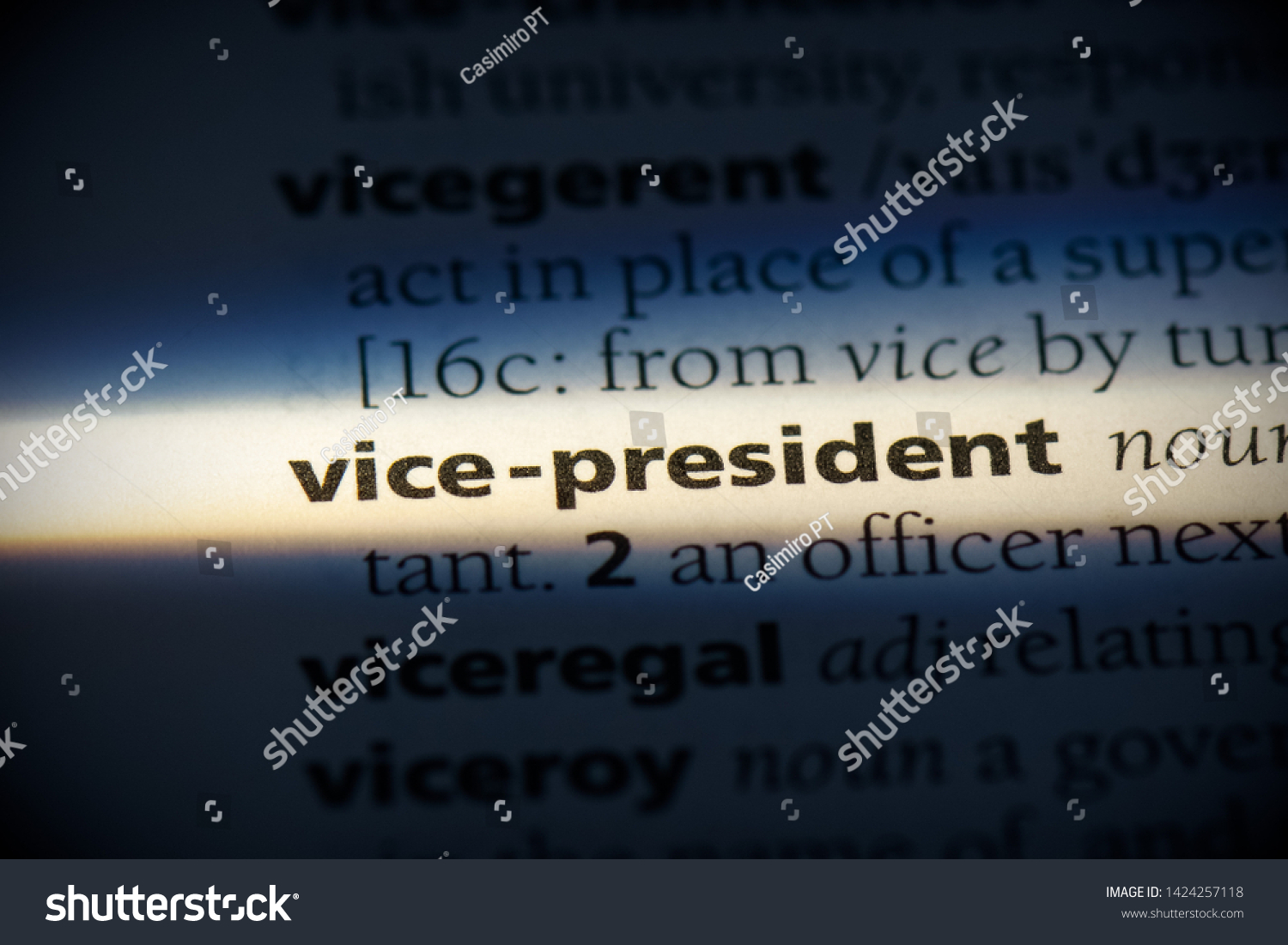 vicepresident-word-dictionary-vicepresident-concept-definition-stock