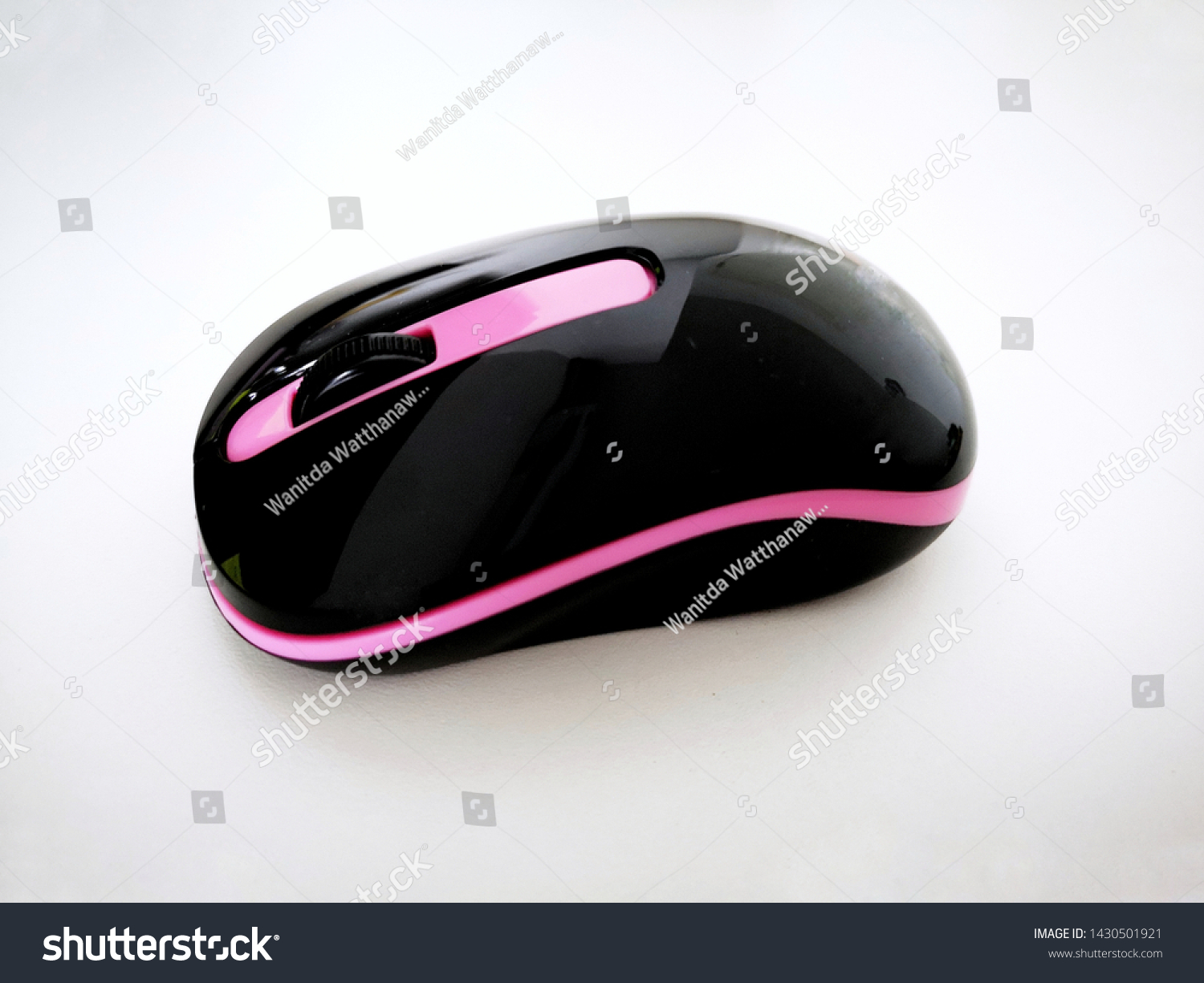 black and pink mouse