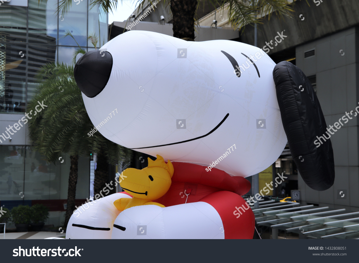 Bangkokthailand June 16th 2019 Snoopy Smile Stock Photo 1432808051 ...