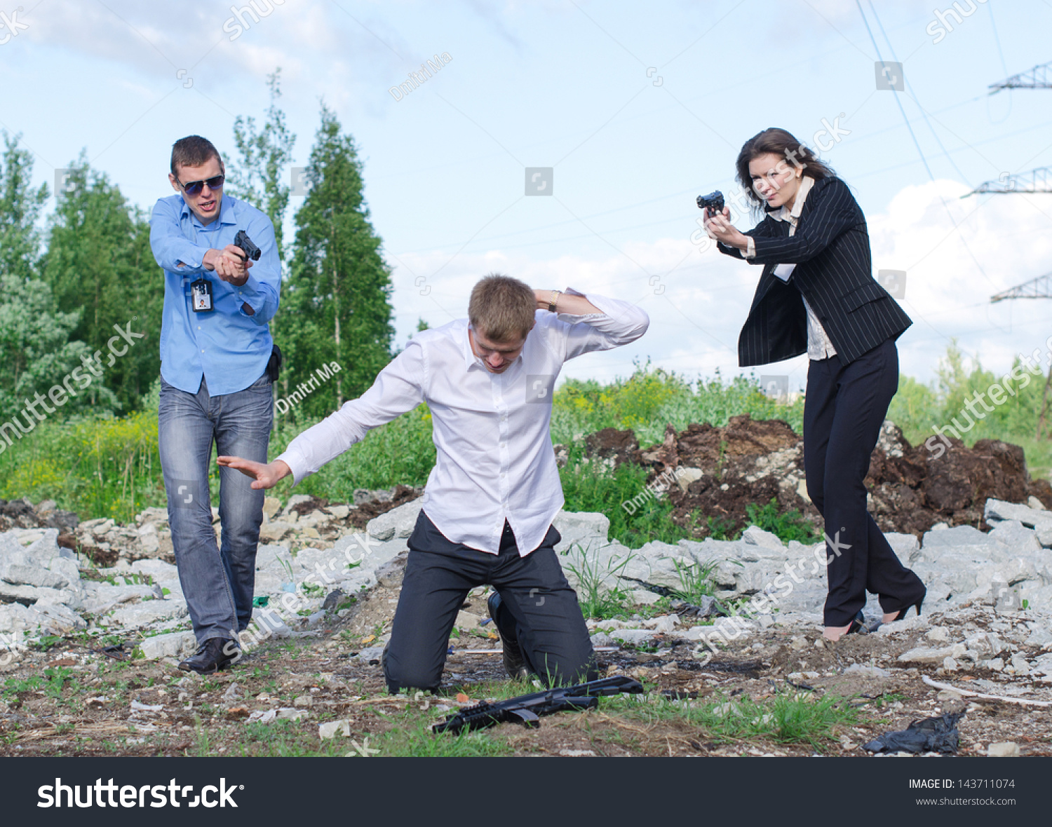 Two Fbi Agents Conduct Arrest Offender Stock Photo 143711074 | Shutterstock