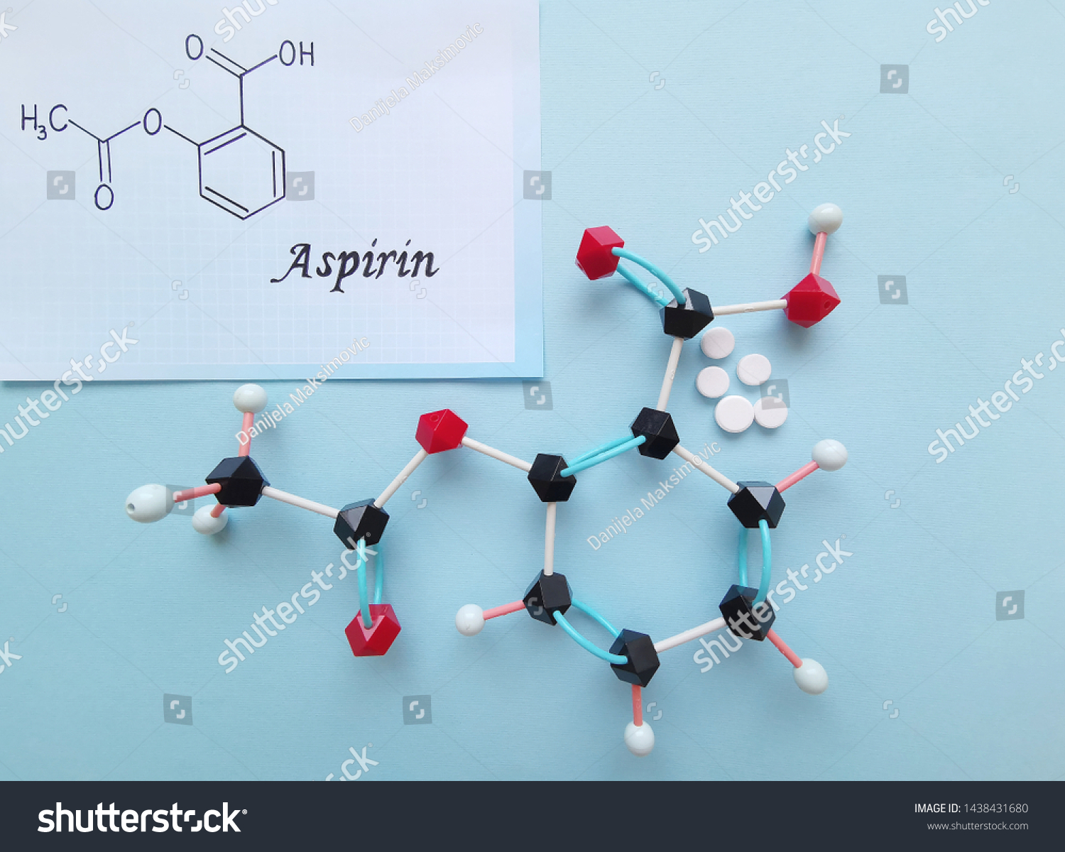 Molecular Structure Model Acetylsalicylic Acid Aspirin Foto Stok 1438431680 Shutterstock 3063