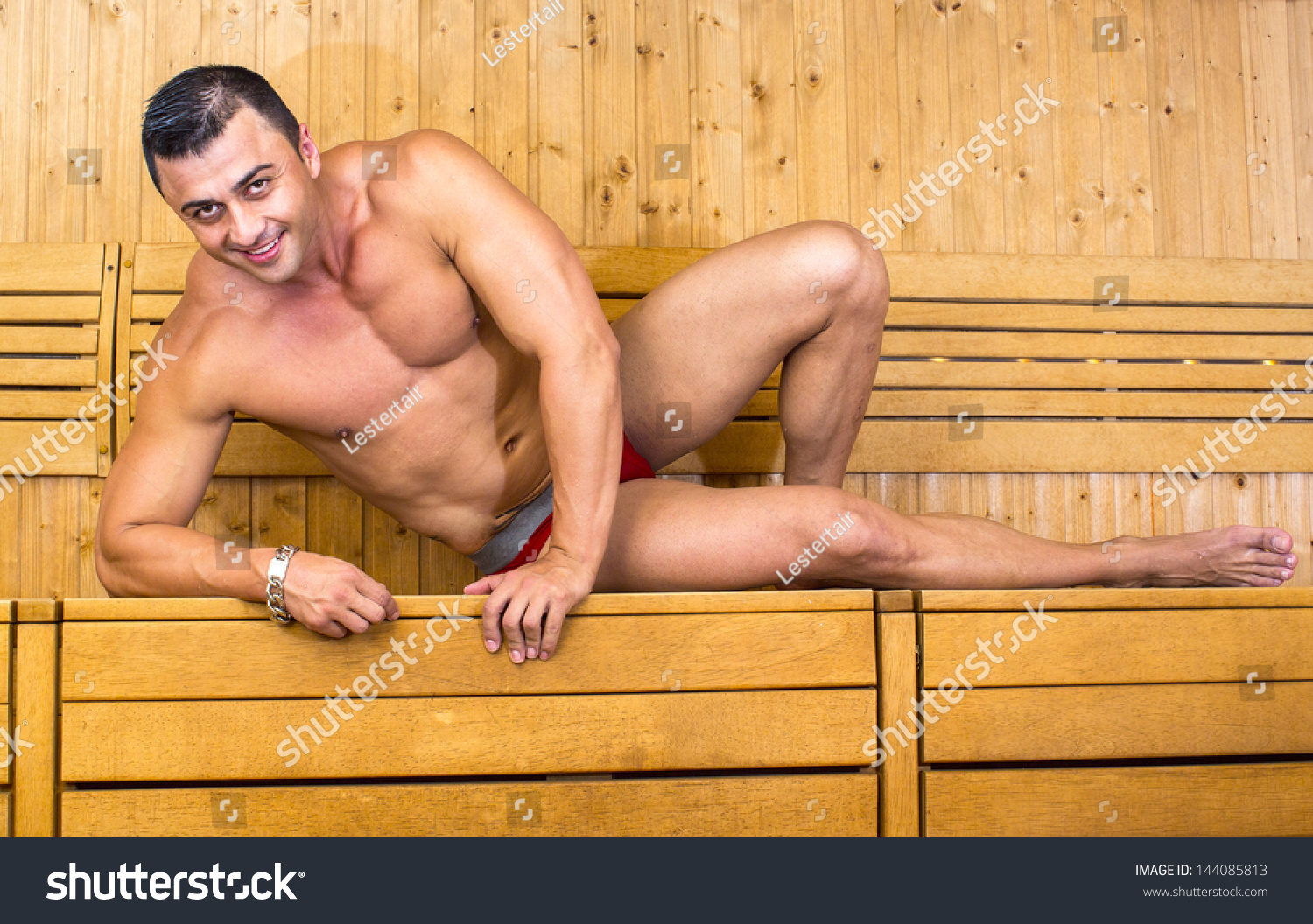 парни голые в бане сауне фото 90