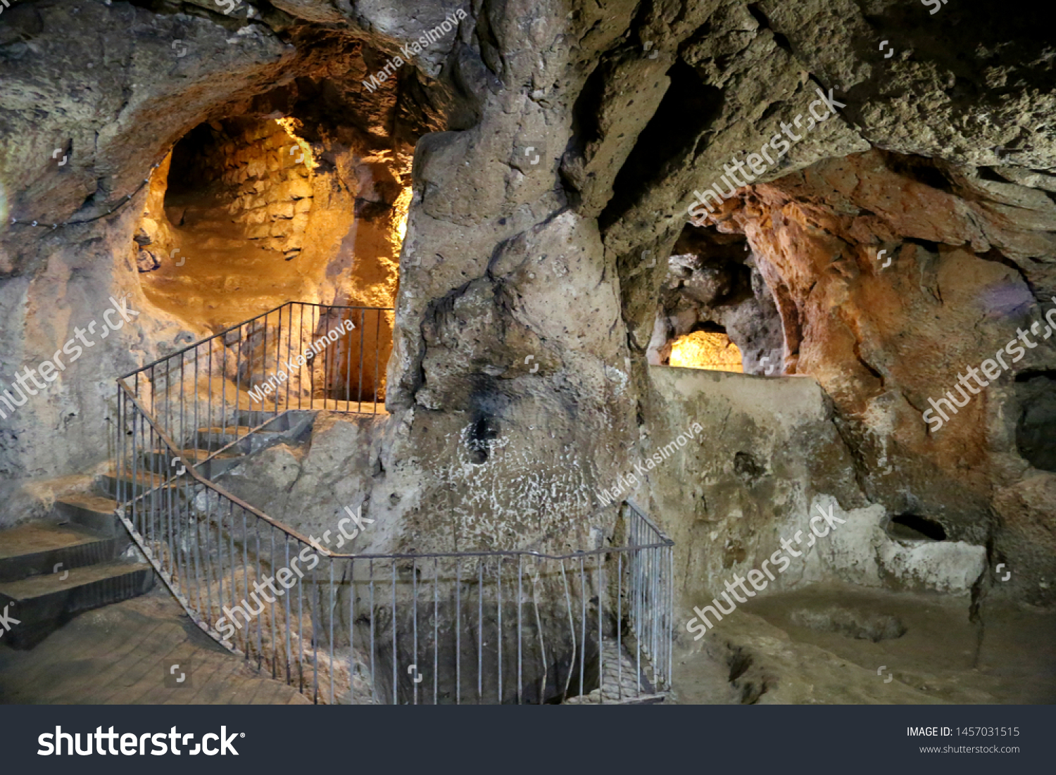 Derinkuyu Underground City Tunnels Cappadocia Turkey Stock Photo ...