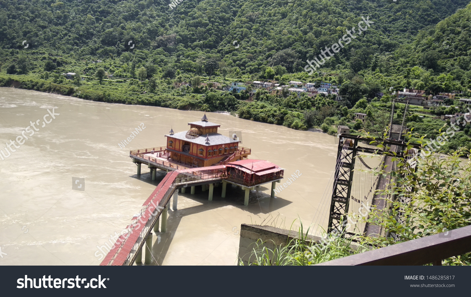 Dhari Devi Temple Shrinagar Pauri Garhwal Stock Photo 1486285817 ...