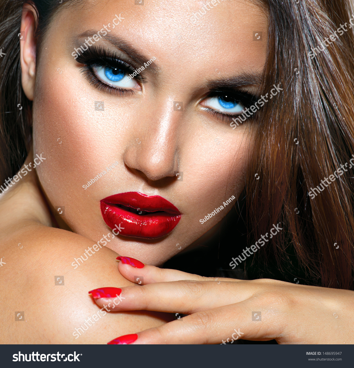 Sexy Beauty Girl Red Lips Nails Stock Photo Shutterstock