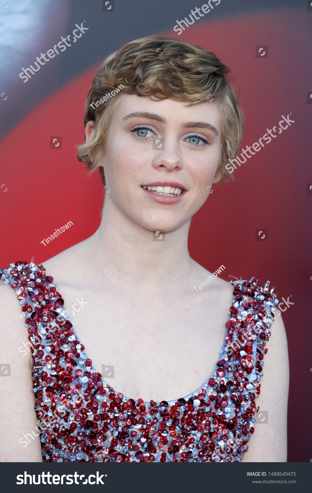 Sophia Lillis Los Angeles Premiere Chapter Stock Photo 1488649475