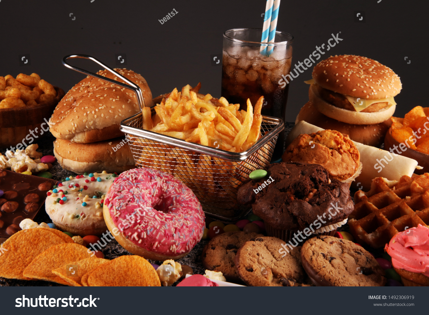 15,909 High carbohydrates foods Images, Stock Photos & Vectors ...