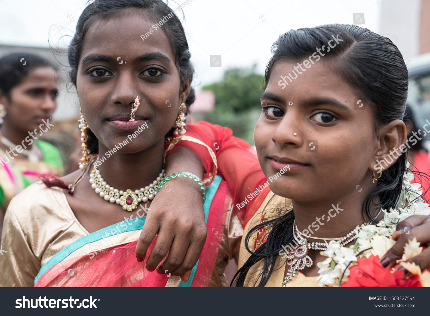 Group Indian Marathi Girls Females Posing Stock Photo 1503227594 ...