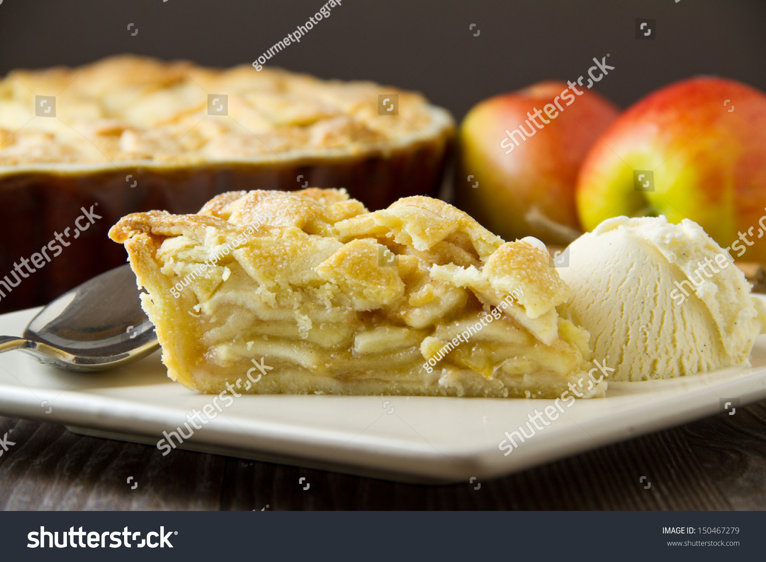 107 Apple Pie A La Mode Images, Stock Photos & Vectors | Shutterstock