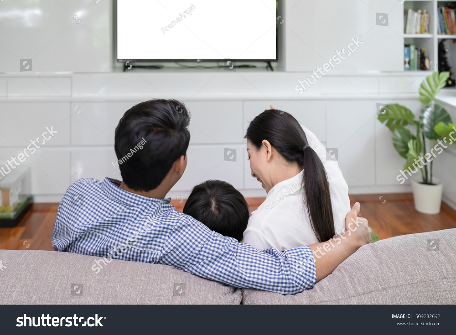 Back View Young Family Man Woman Stock Photo 1509282692 | Shutterstock