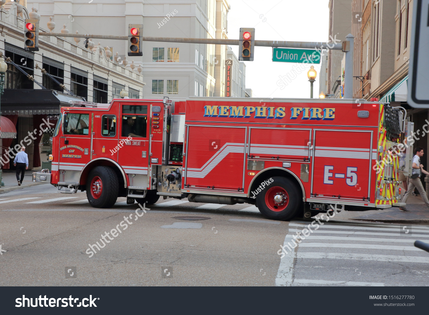 9 Imágenes De Memphis Firefighter - Imágenes, Fotos Y Vectores De Stock ...