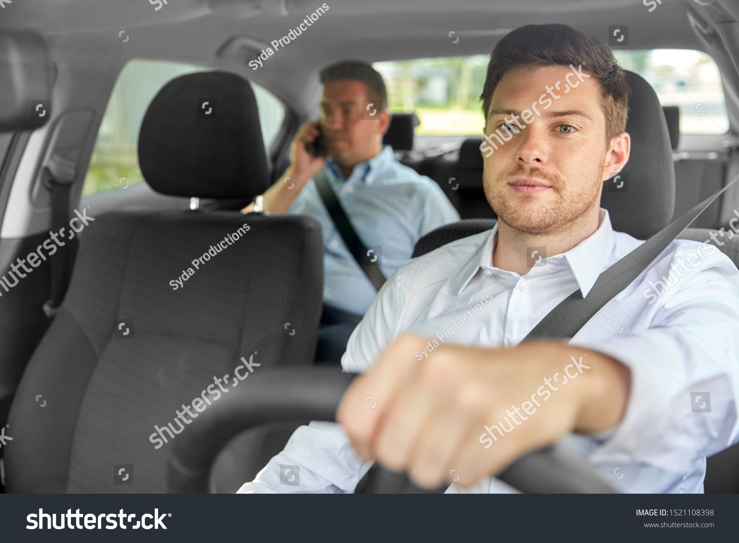 Водитель и пассажир