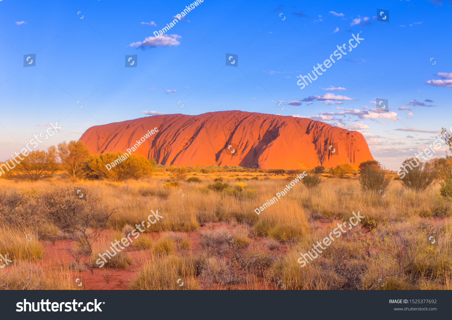 Uluru Monolith Sunrise Ulurukata Tjuta National Stock Photo 1525377692 ...