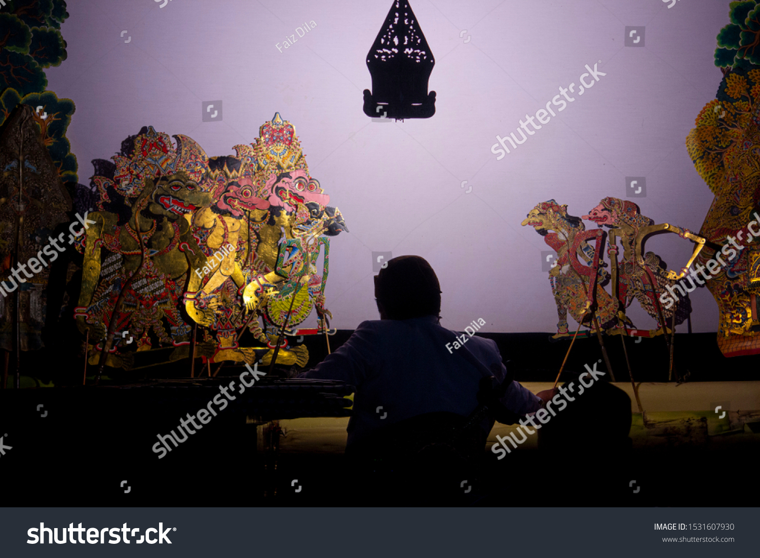 Wayang Kulit Shadow Puppets Java Indonesia Stock Photo 1531607930 ...