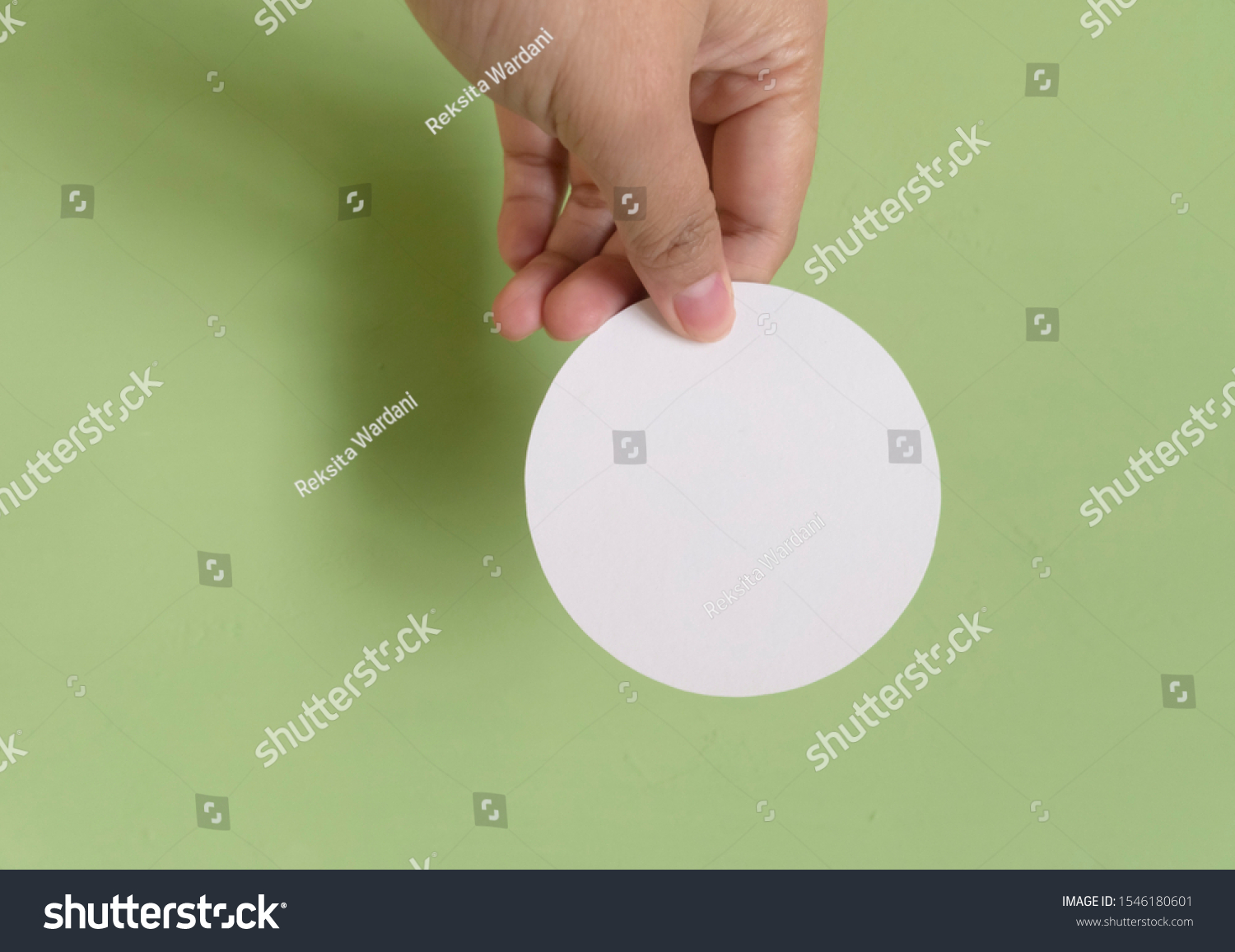 Woman Hand Holding White Circle Paper Stock Photo 1546180601 | Shutterstock