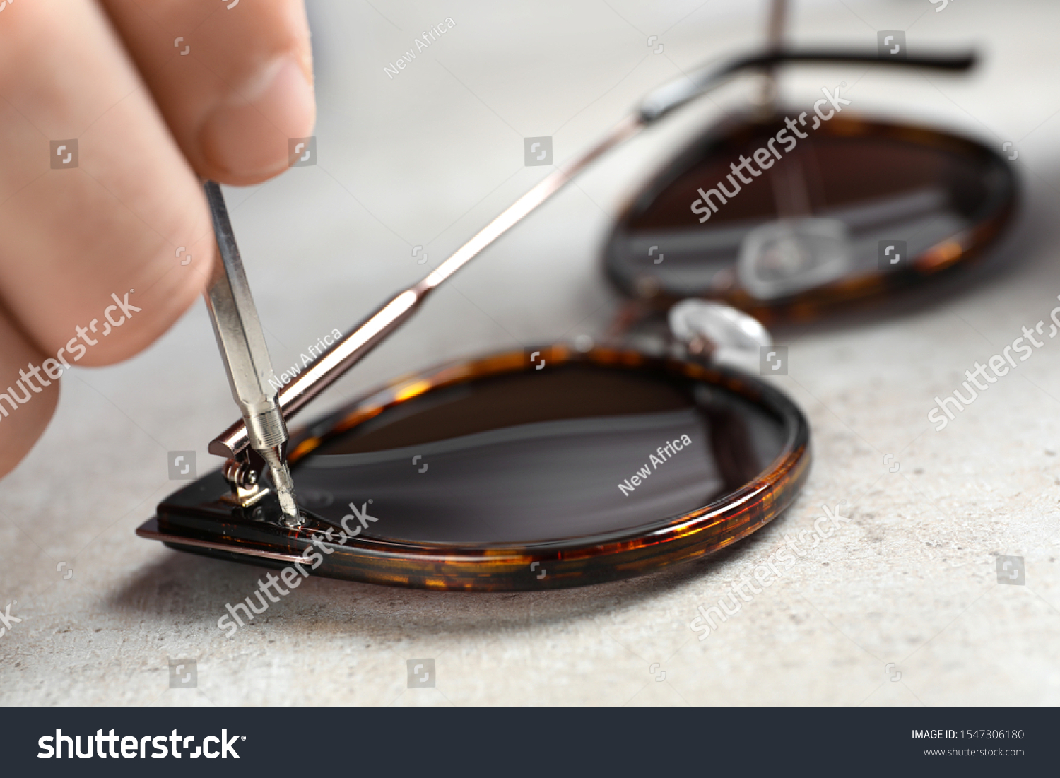 Repair glasses. Glass repairing. Repair Glasses for MW. Glasses on Table. Repair Glasses PNG.