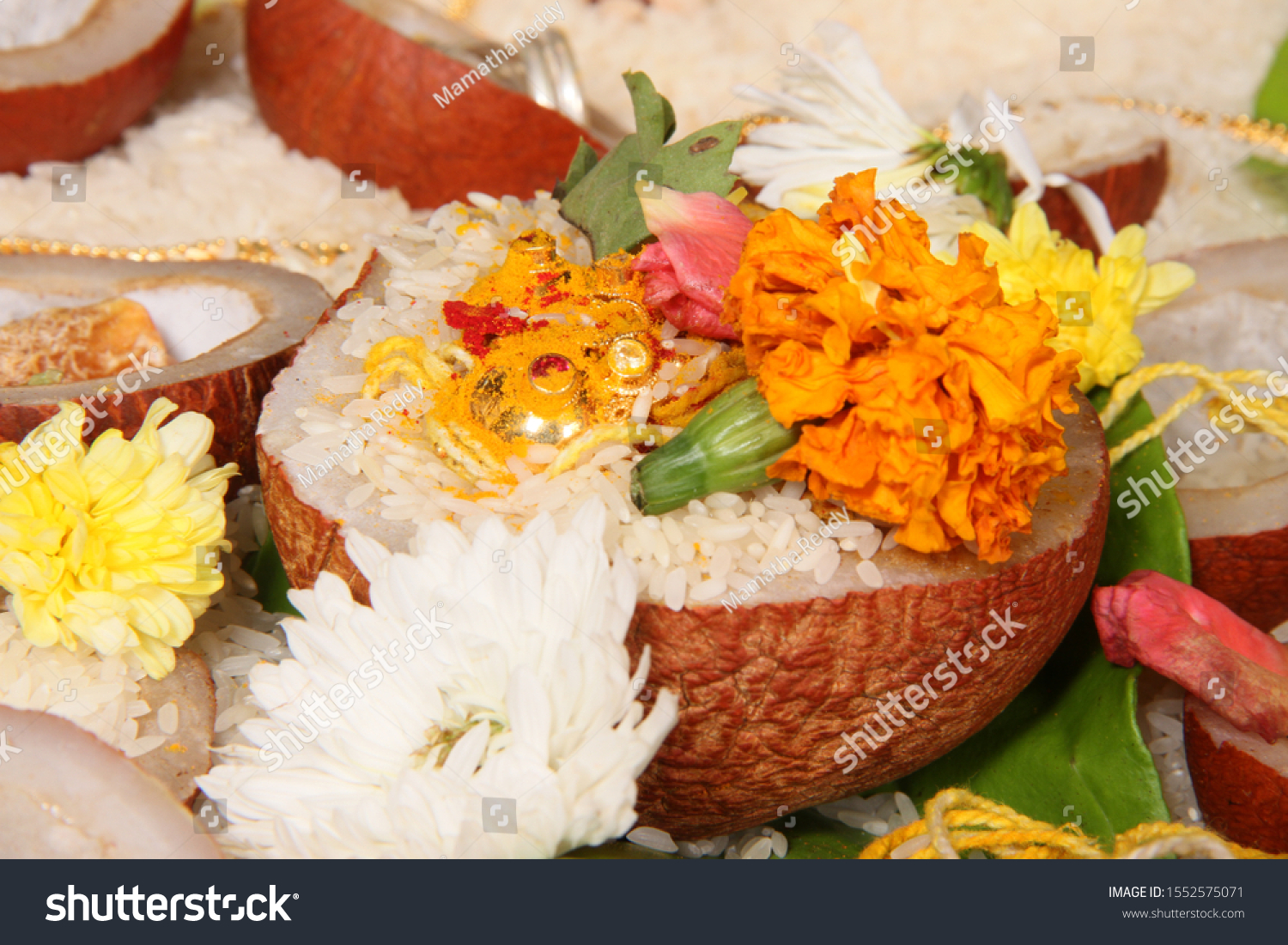 Part South Indian Wedding Tradition Gold Stock Photo 1552575071 ...