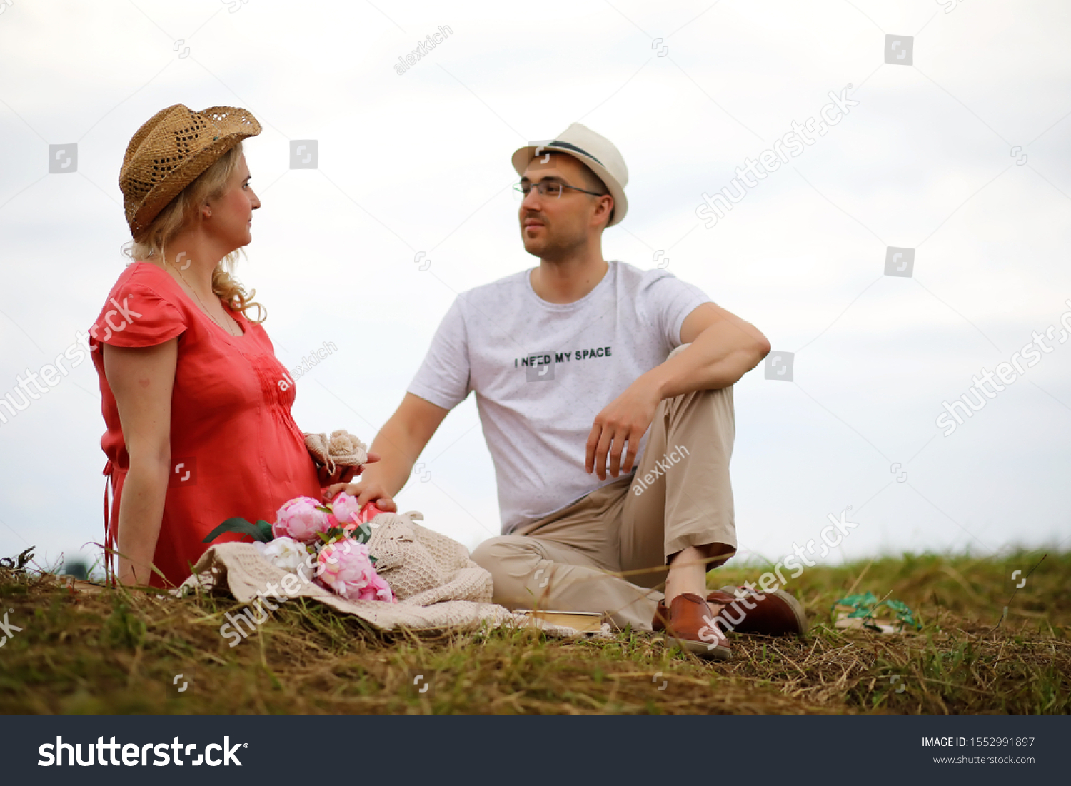 Pregnant Girl Big Belly Young Man Stock Photo 1552991897 | Shutterstock