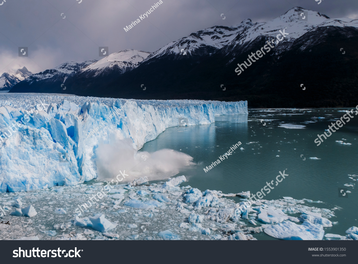 1,493 Iceberg collapses Images, Stock Photos & Vectors | Shutterstock