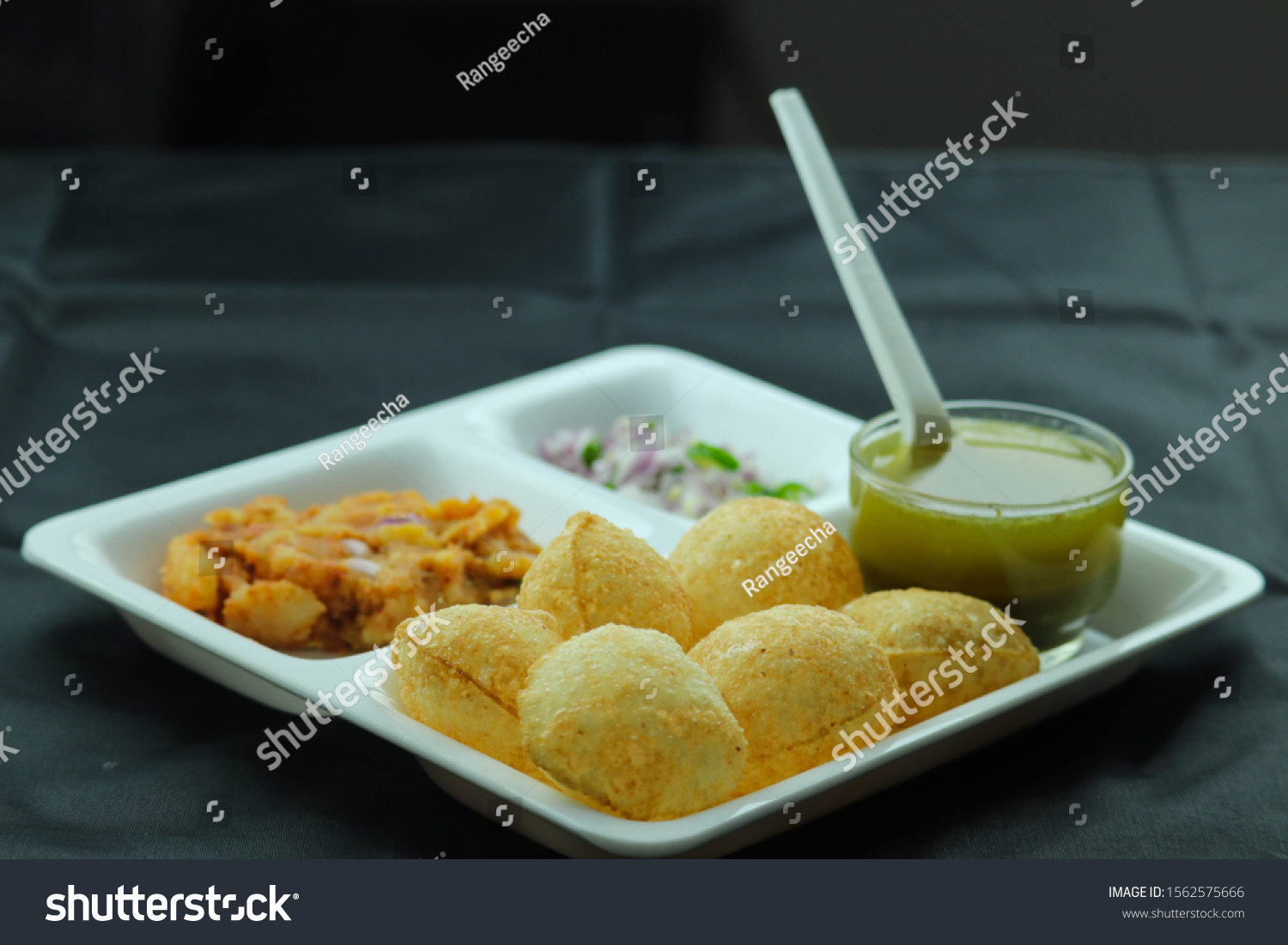 Indian Popular Famous Snacks Pani Puri Stock Photo 1562575666 ...