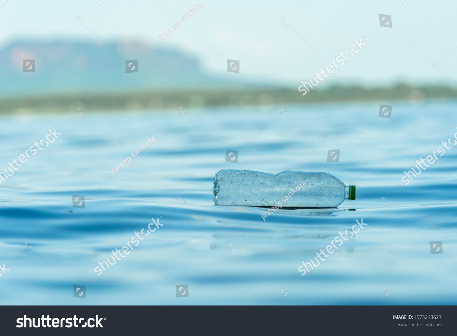 Horizontal Colored Photo Plastic Bottled Water Stock Photo 1573243627 ...