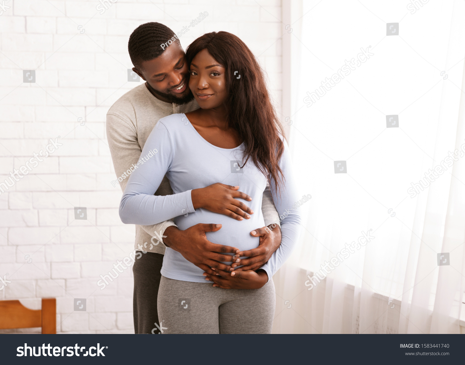 9,500 Black Couple Pregnant Images