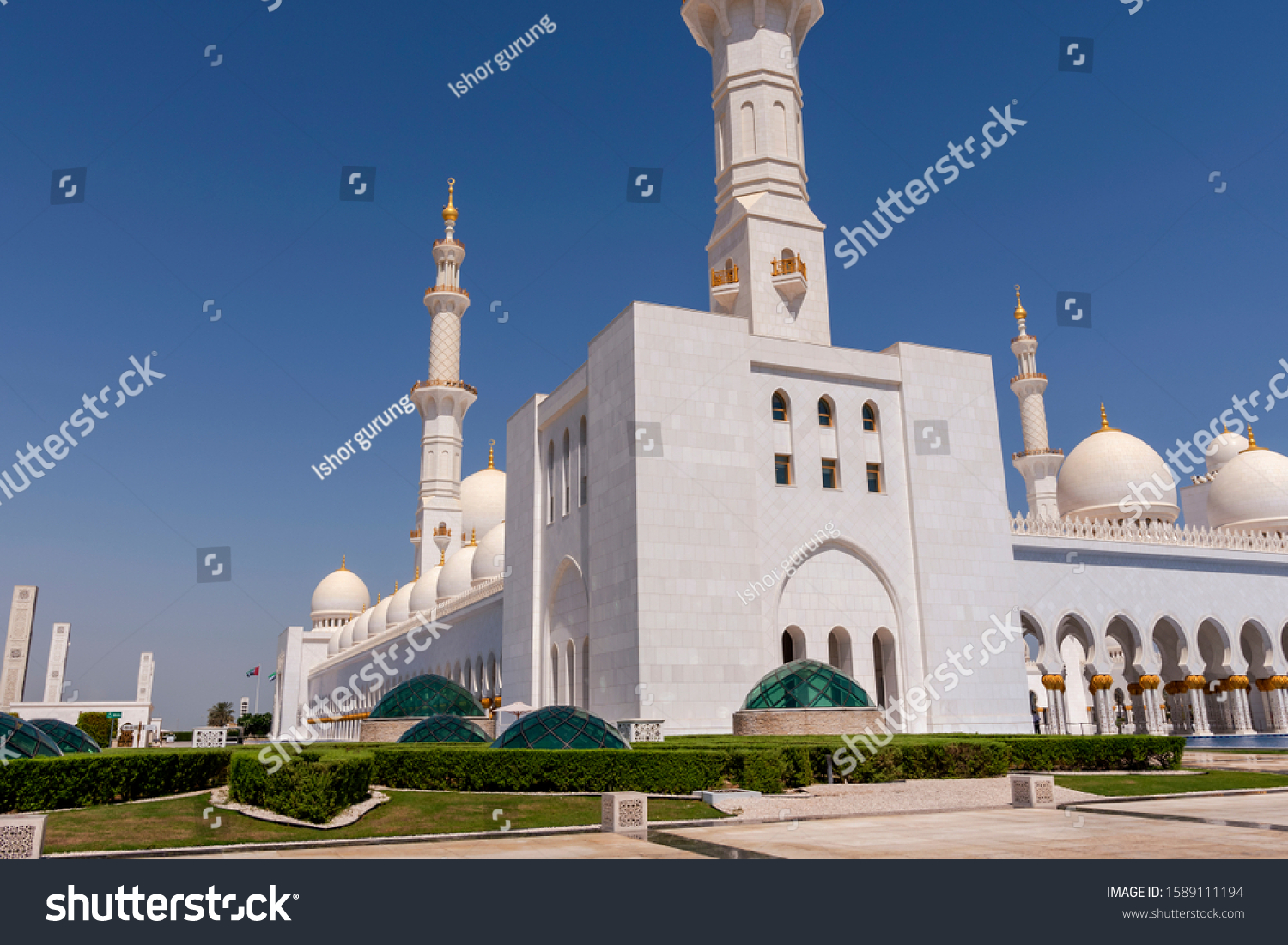 Side View Sheikh Zayed Mosquejuly 10 Stock Photo 1589111194 | Shutterstock