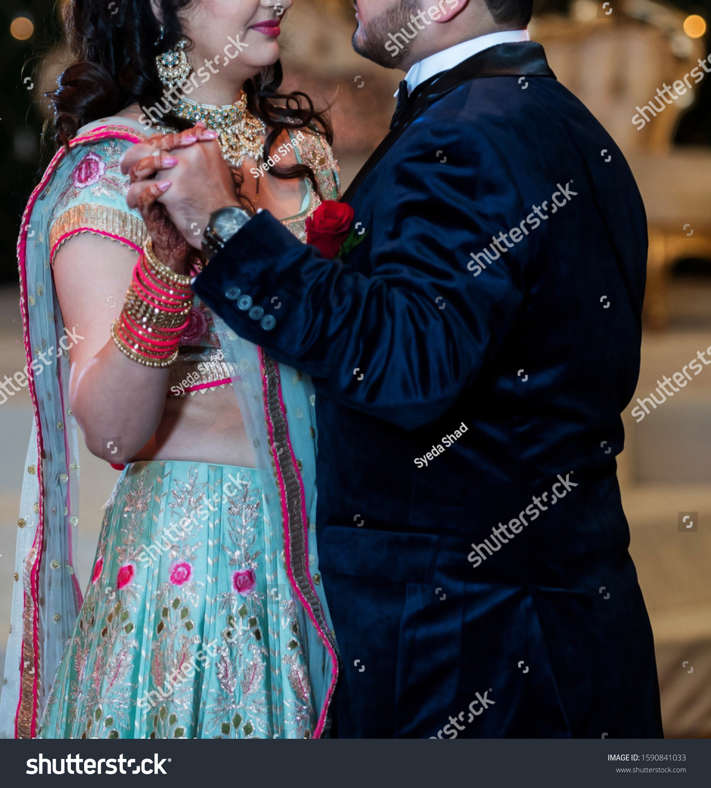 indian romantic bride and groom pictures