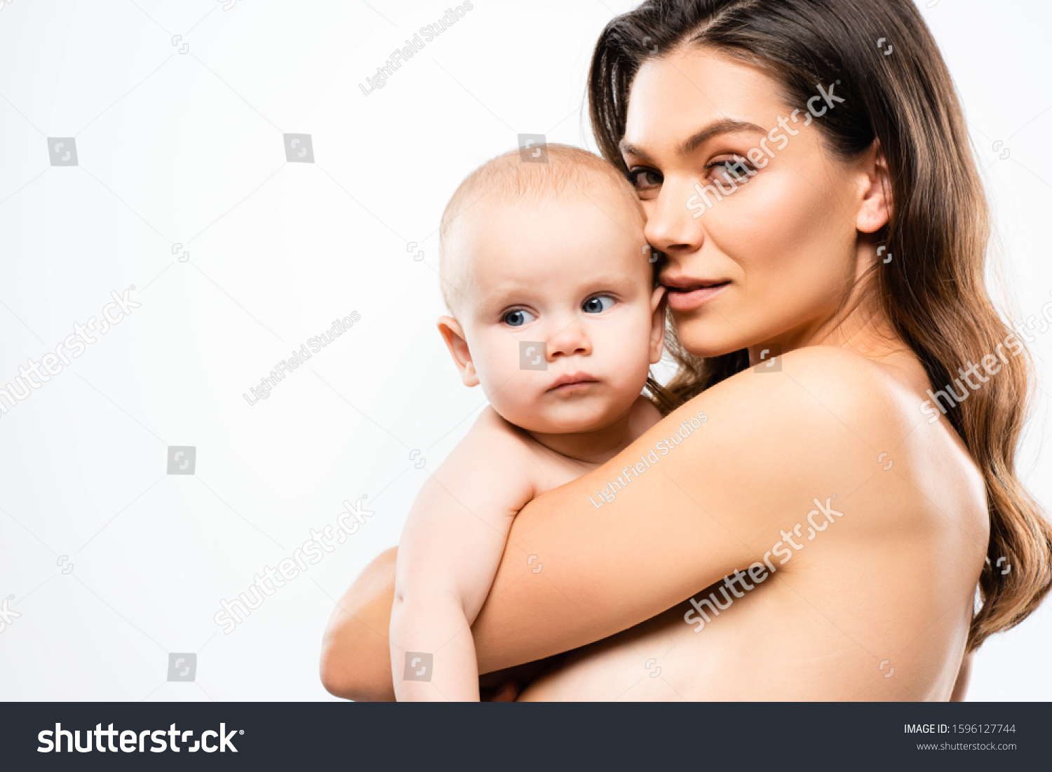 Голые мама и дети