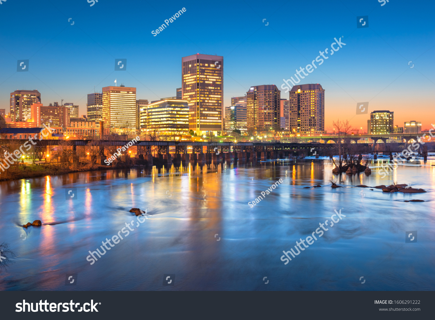 Richmond Virginia Usa Downtown Skyline On Stock Photo 1606291222 ...