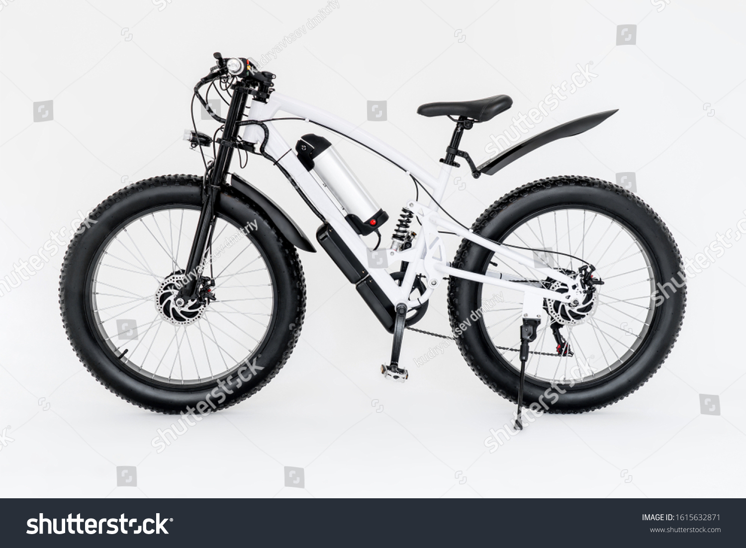 White Electric Bike Side View Isolated Stock Photo 1615632871 ...