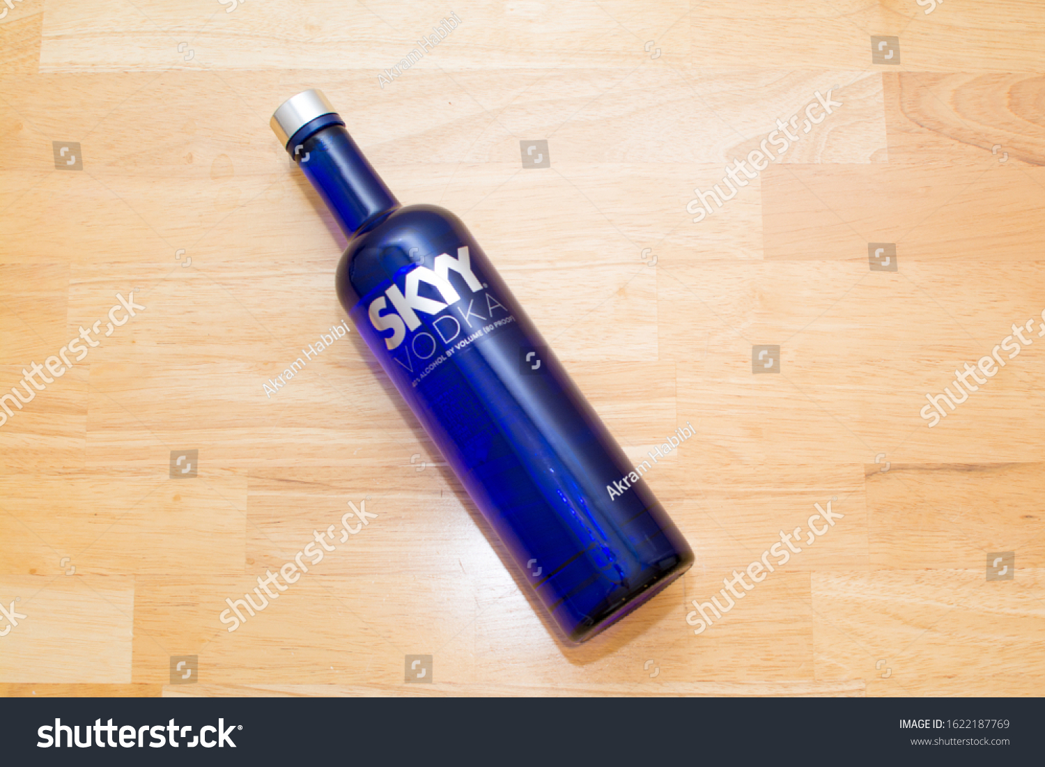 skyy vodka bottle