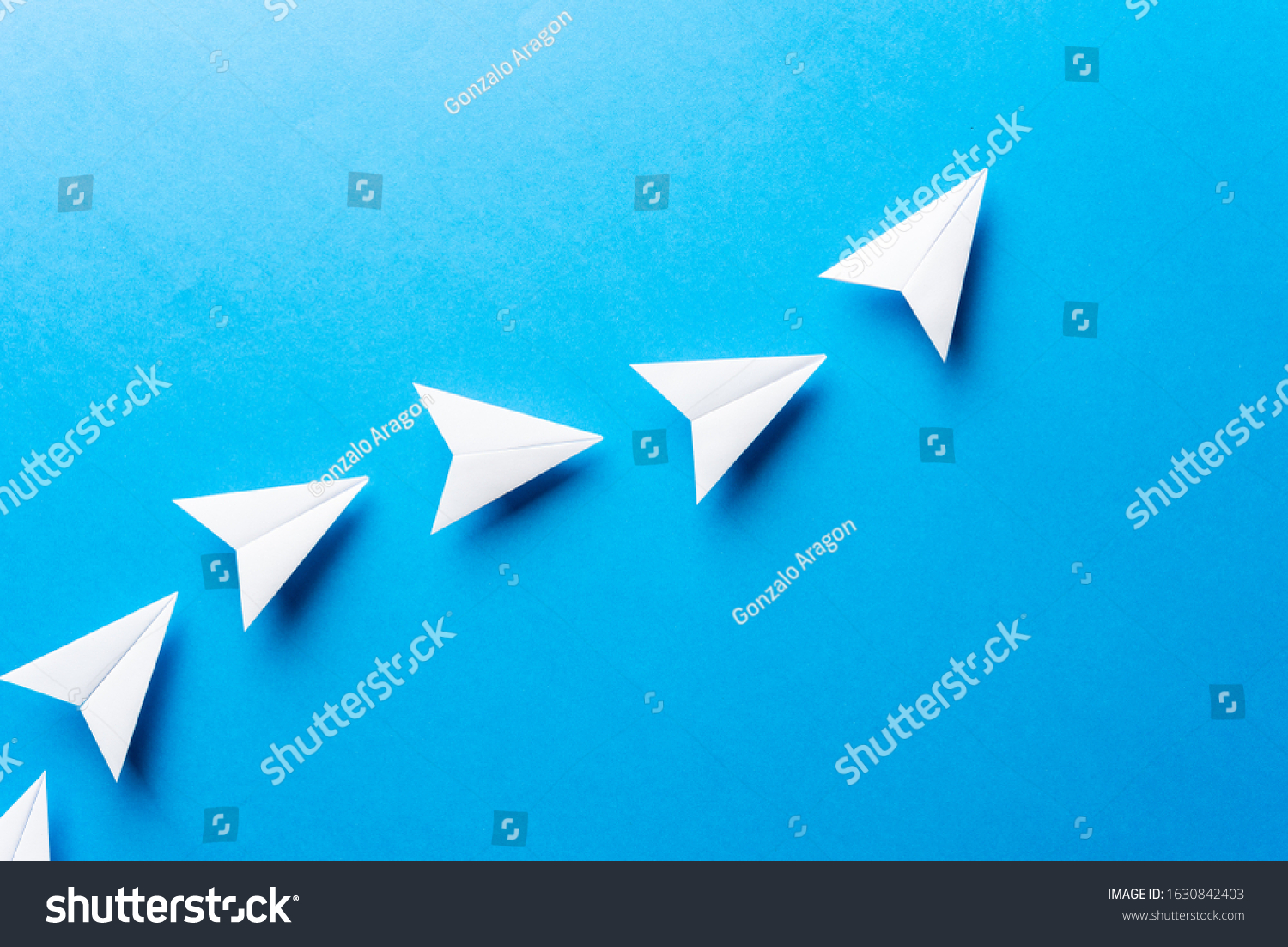 566 Agile Arrows Stock Photos, Images & Photography | Shutterstock