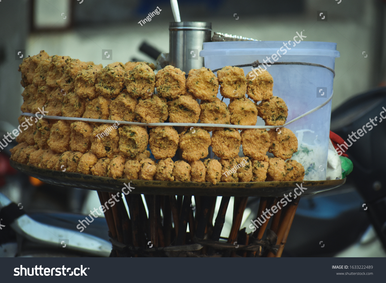 Indian Street Food Drink Indian City Stock Photo 1633222489 | Shutterstock