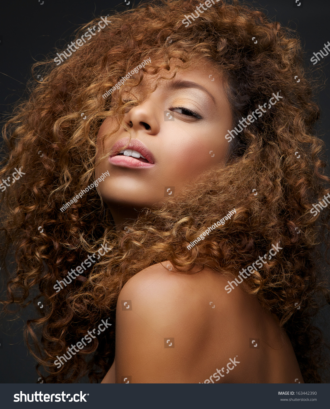 Close Beauty Portrait Attractive Female Fashion Stock Photo 163442390 ...