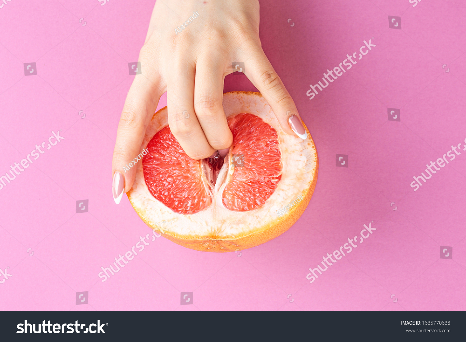 Грейпфрут между ног